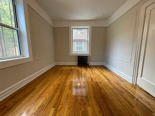 Rented by Hillel Realty Group | media 8