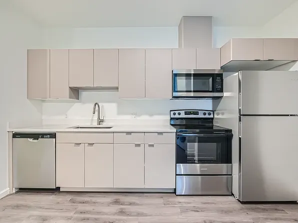 The Kennedy, 2171 N Rosa Parks Way #103, Portland, OR 97217