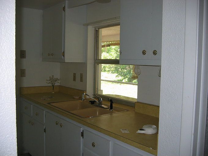 1st image of 1477 Schenley St