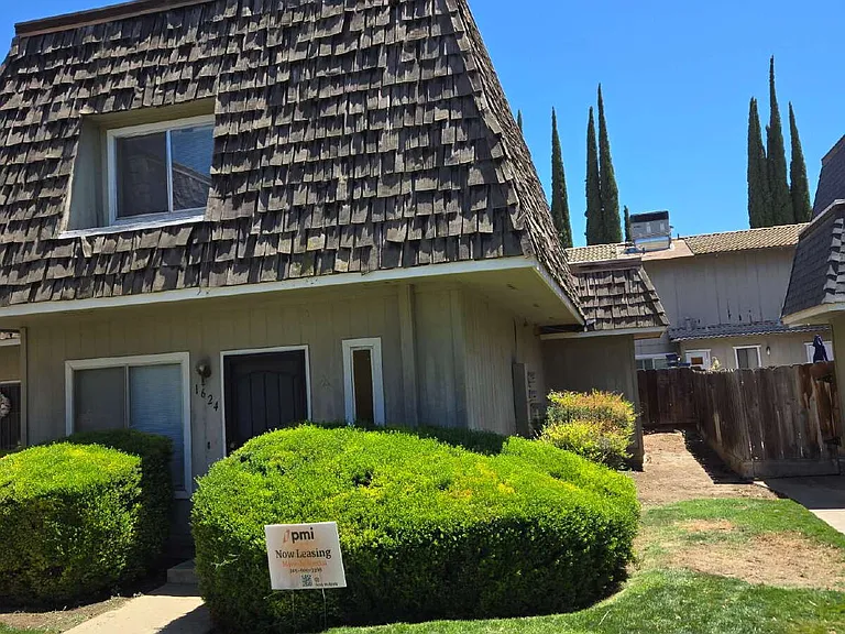 1624 W North Bear Creek Dr — Photo 11