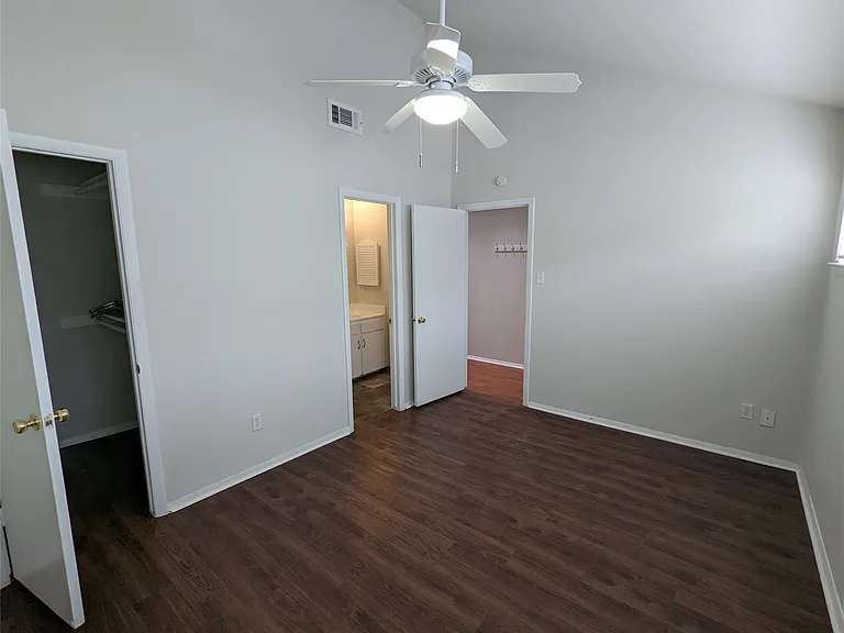 1818 S Lakeshore Blvd #36 — Photo 17