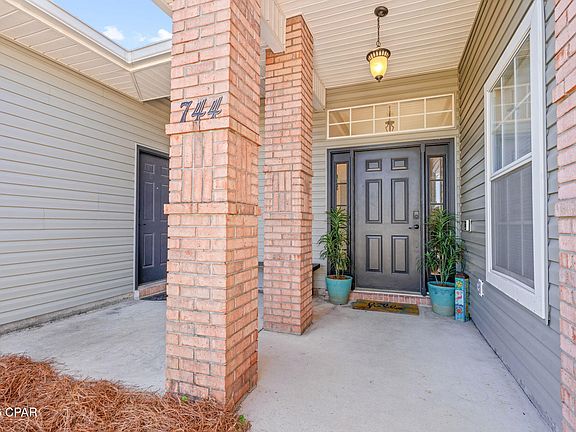 5th image of 744 Cottonwood Ct