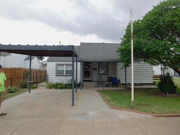 305 & 307 S Ellison St, Guymon, OK 73942