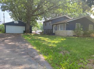 2315 Oakridge Rd, Stillwater, MN 55082