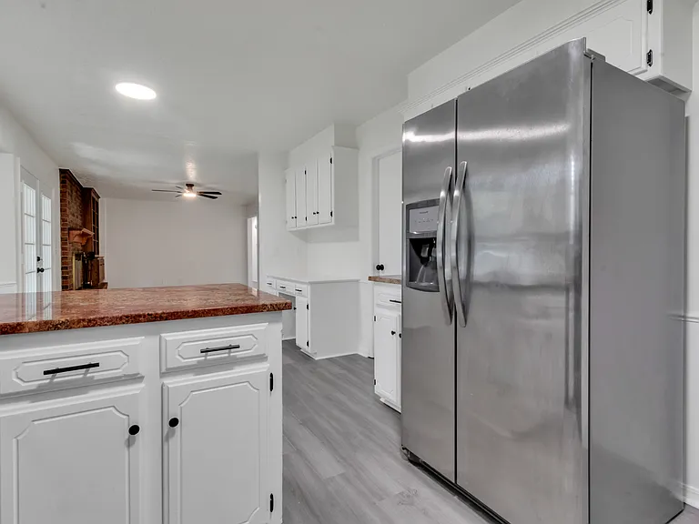 2319 E Robinson St — Photo 19