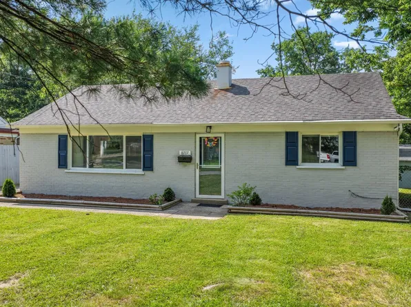 8777 Morningstar Ln, Cincinnati, OH 45231