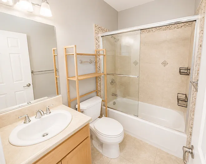 2921 E St #2 — Photo 13