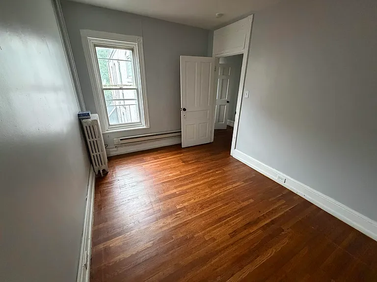1321 Good St #2 — Photo 13