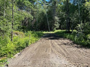 28 Harry Allen Rd, Moriah, NY 12960