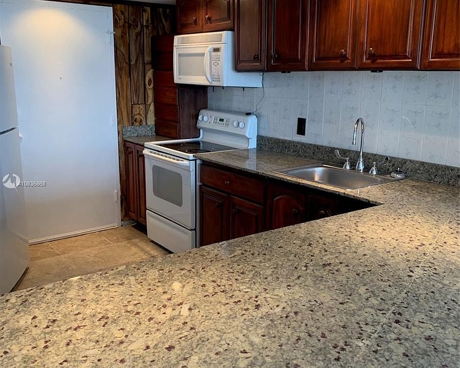 1st image of 1301 Miami Gardens Dr #704W
