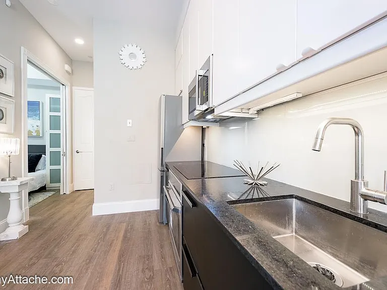 1521 Corcoran St NW #3 — Photo 9