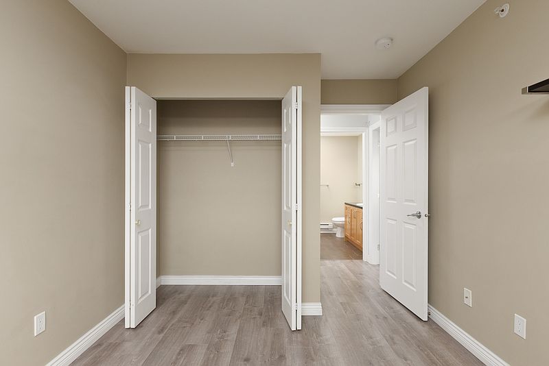 Burnaby Townhouse for rent - 2 Bedrooms — photo 8