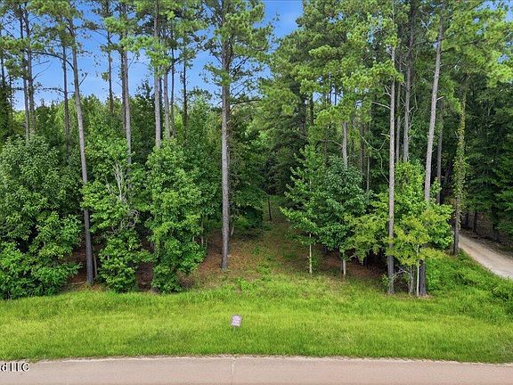 2nd image of 112 Hidden Glades Lot 3