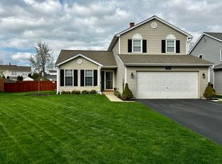 545 Ladysmith Rd, Bartlett, IL 60103