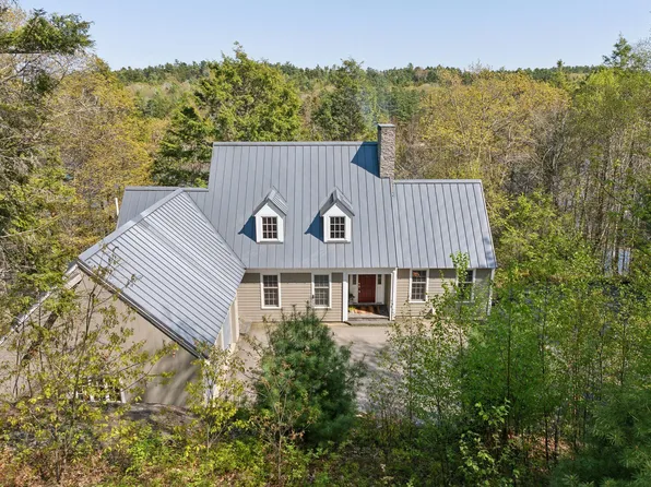 83 Cushman Point Road, Wiscasset, ME 04578