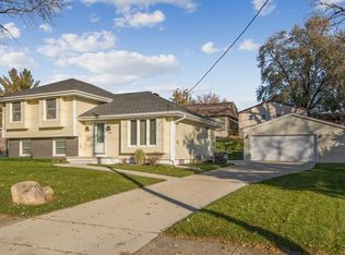 338 Greenfield Pkwy, Des Moines, IA 50320