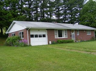 518 Gardner Rd NW, Willis, VA 24380