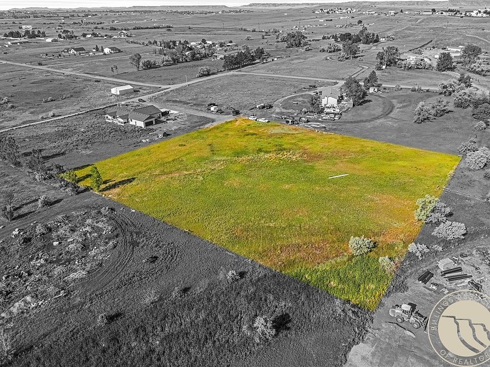 1st image of 4 Billabong Dr