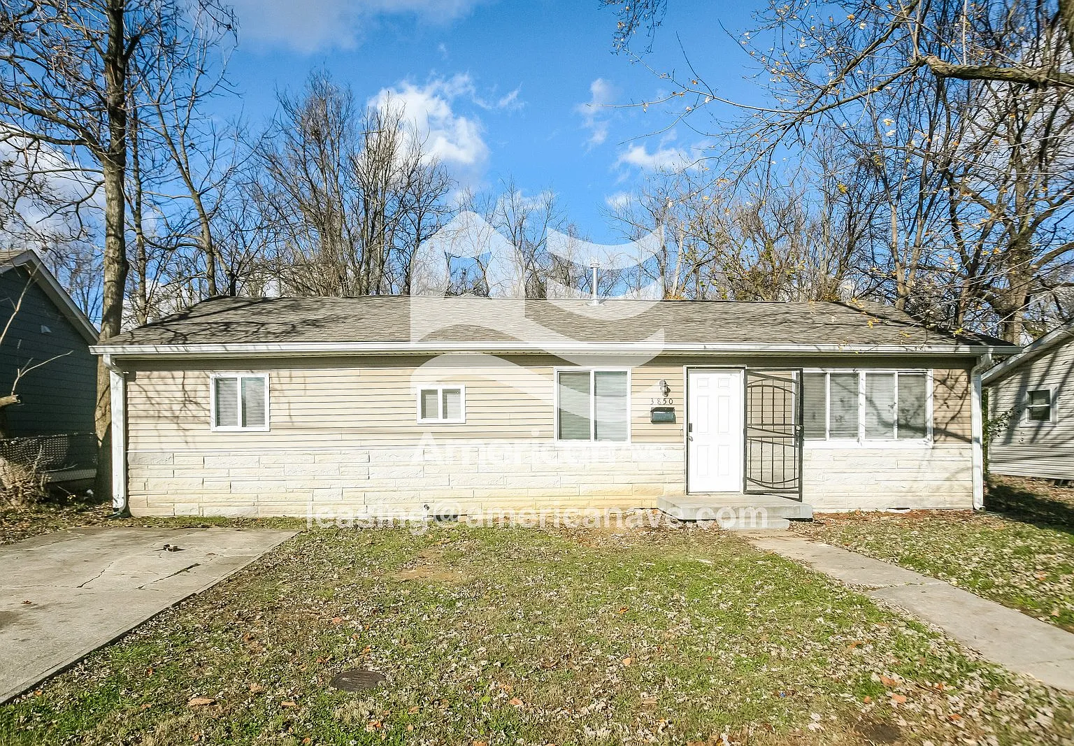 3 bed, 1.0 bath, 1288 sqft, $1,675 — Photo 1