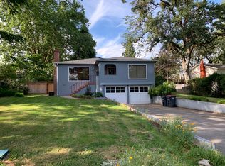 2011 E Main St, Medford, OR
