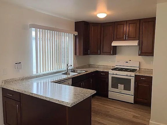 830 N Adele St #D — Photo 7