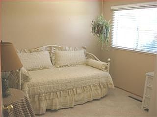 5th image of 1473 Cloverdale Ct