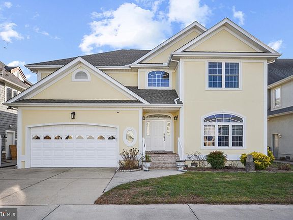 2nd image of 309 White Heron Ct