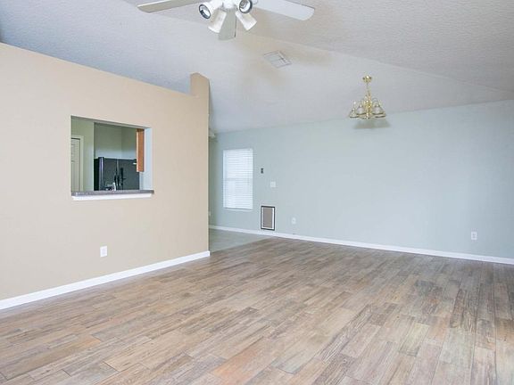 3rd image of 12435 Anarania Dr