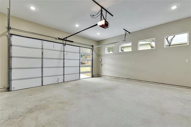 20401 Rockpark Ln — Photo 17