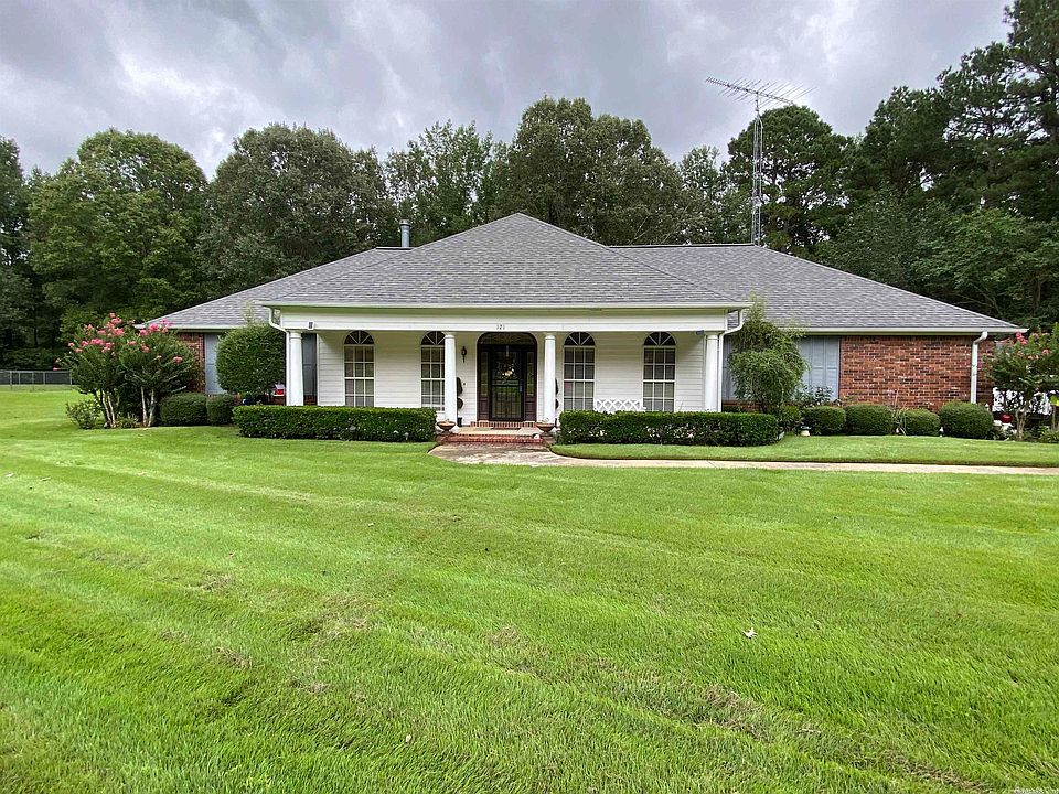 1st image of 121 Tracy Dr