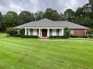 121 Tracy Dr, Monticello, AR 71655
