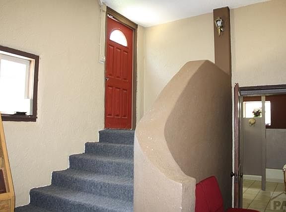 3rd image of 625 E 9th St