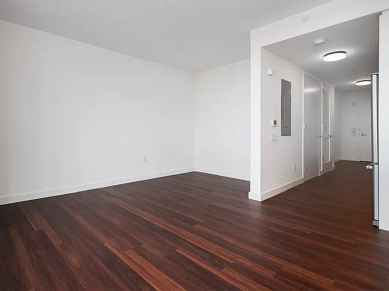 21 India St #T1607 — Photo 5