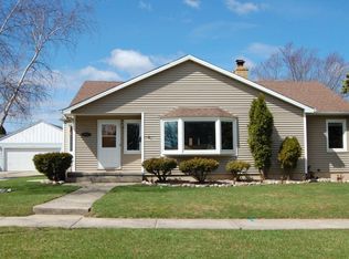 3421 S 82nd St, Milwaukee, WI 53219