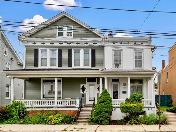327 W Walnut St, Kutztown, PA 19530