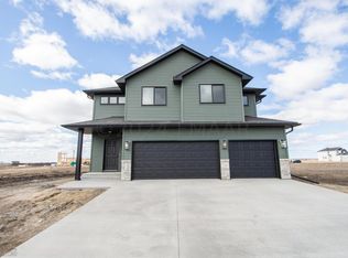 6767 27th St S, Fargo, ND