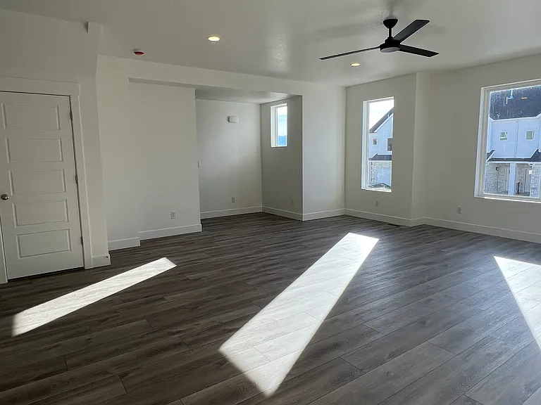 1002 W Mountain Hollow Way — Photo 6