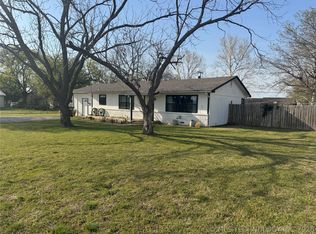 608 Mayall St, Marietta, OK 73448