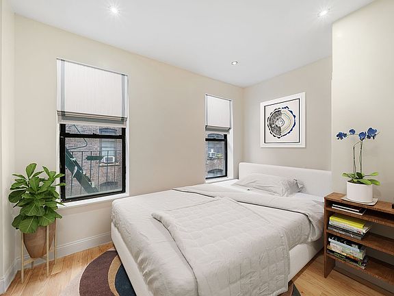 4th image of 211 W 109th St APT 4D