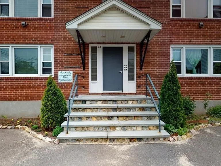 22 Park Pl #9R — Photo 1