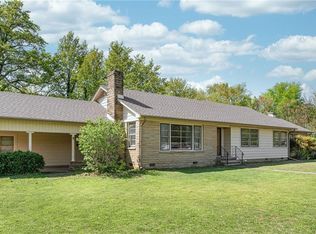 13 Bon Air St, Van Buren, AR 72956
