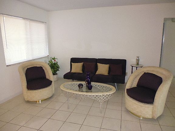 4th image of 5250 Las Verdes Cir APT 311