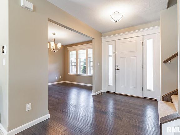 5th image of 6108 W Clairemont Ct