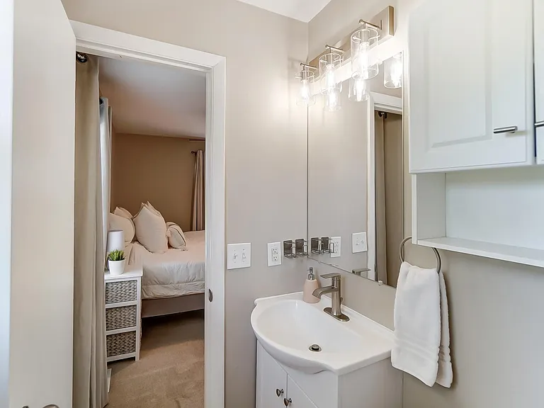 1599 Yellowglen Dr — Photo 21