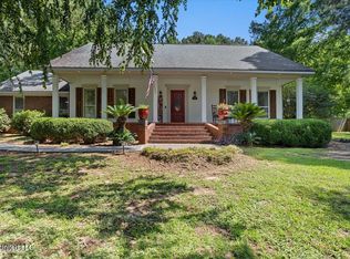 14 Summer Place Cir, Hattiesburg, MS 39402