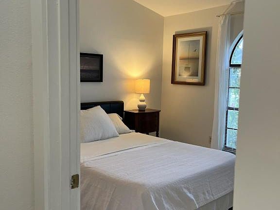 4th image of 13106 Dobree Pl