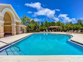 Spinnaker Reach Apartments
