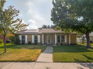 4324 Mesaview Dr, Mesquite, TX 75150