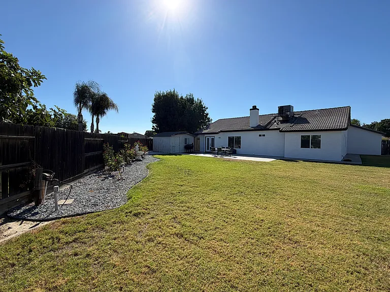 1468 Cornell Ct — Photo 24
