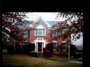 5736 Villahaven Dr, Pittsburgh, PA